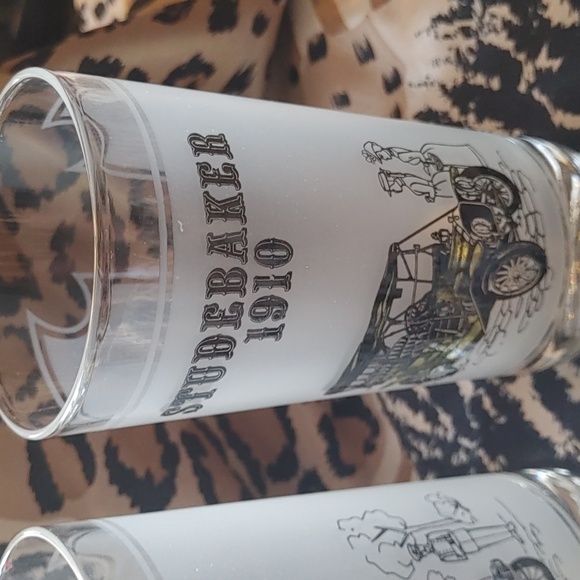 Vintage Car Glasses (3) - Picture 4 of 10